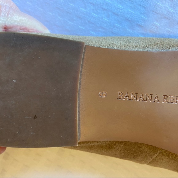 Banana Republic Tan Ballet Flats Size 9 - Picture 4 of 4